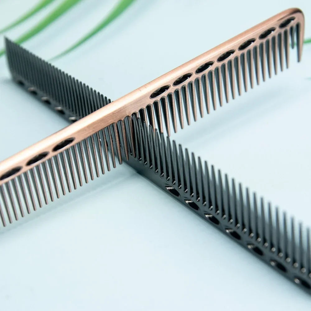 Metal Hair Comb (Multiple Colours)